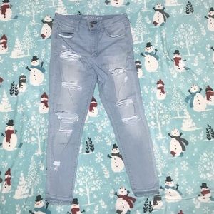 AMERICAN EAGLE JEANS